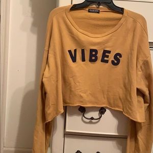 Long sleeve crop top